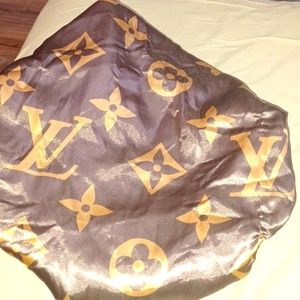 Designer Inspired Bonnet